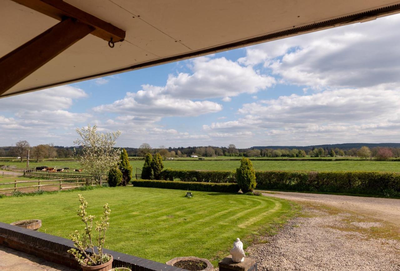 Tixall Manor Farm Stafford Eksteriør bilde