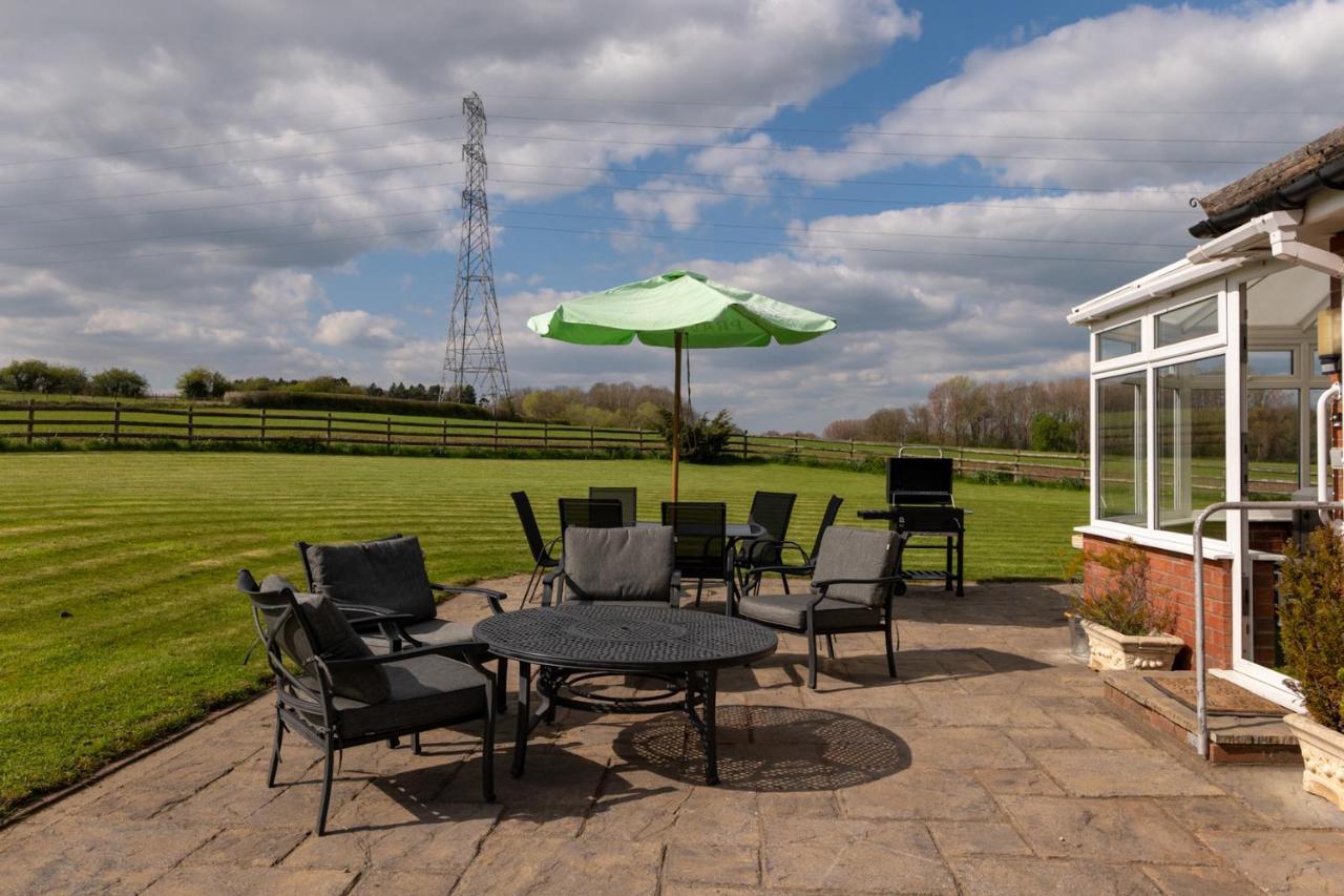 Tixall Manor Farm Stafford Eksteriør bilde
