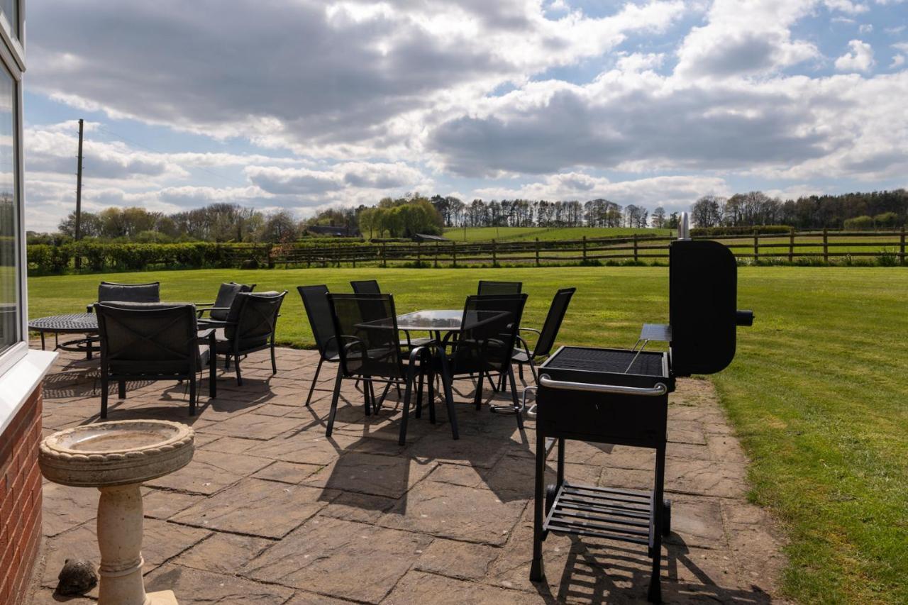 Tixall Manor Farm Stafford Eksteriør bilde